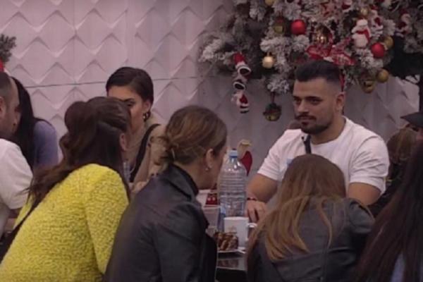 ŠOKANTNE PROZIVKE! Bora Mići: Ljudima drogu ubacuješ u piće! (VIDEO)