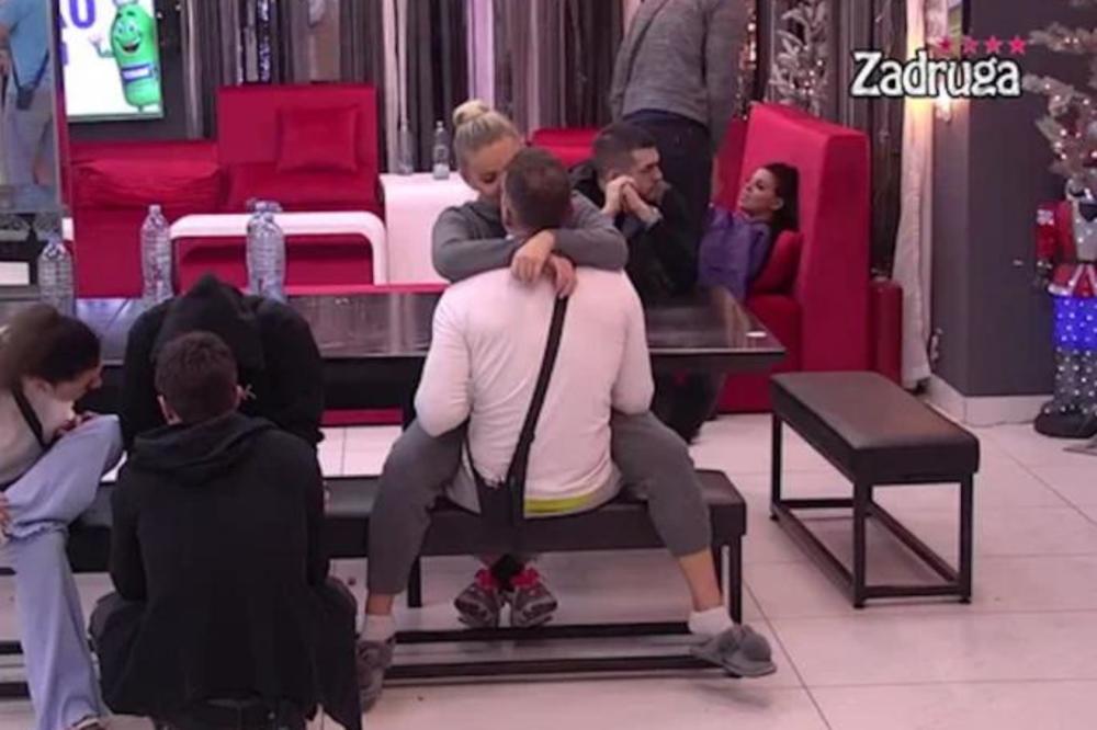 ZAJAHALA GA PRED SVIMA! Sanja Stanković spopala Anđela, pred svima i ne pušta, poljupci samo pucali! (VIDEO)