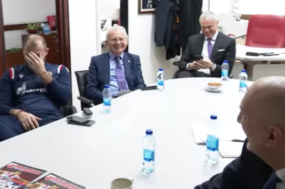 STANKOVIĆ I UPRAVA ZAJEDNO GLEDALI ŽREB, TRENER BIO NAJNERVOZNIJI: Pogledajte reakcije ODMAH posle žreba! (VIDEO)