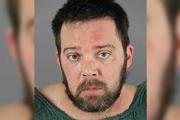 ADAM JE UBIO ŽENU, SESTRU I PSA, A RANIO MAJKU I DRUGU SESTRU: Lekari kažu da je za ovo kriva KORONA!