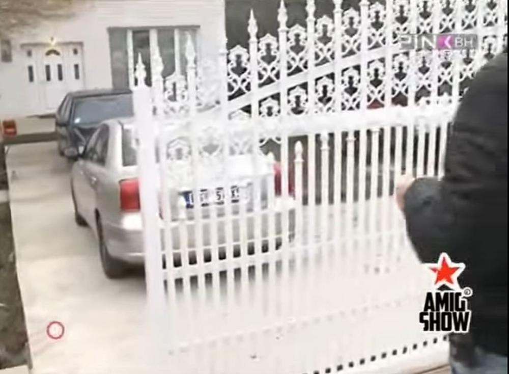 Zabava, Estrada, Pevačica, Rada Manojlović