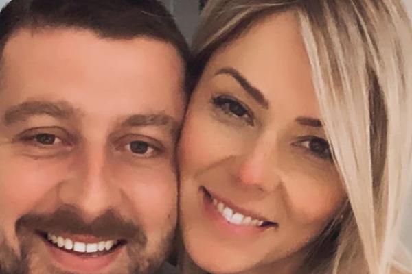 ZALJUBILA SE DO UŠIJU I NE MOŽE DA SE KONTROLIŠE U NJEGOVOM PRISUSTVU: Voditeljka Parova otkrila sve o romansi!