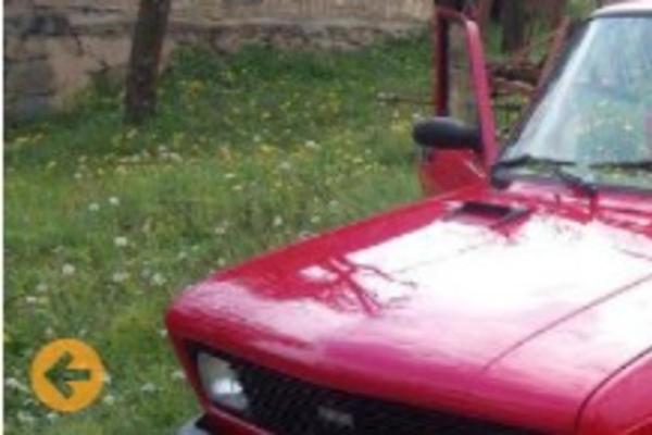 AU, DA LI JE REALAN? Čovek iz Knića prodaje LIMUZINU BEZ KLIME za NENORMALNU CENU! Svi se hvataju za glavu! (FOTO)