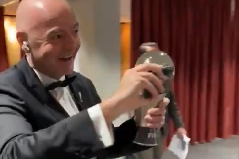 SVE SE ZNALO UNAPRED: Loša gluma Infantina prilikom uručenja nagrade Levandovskom!