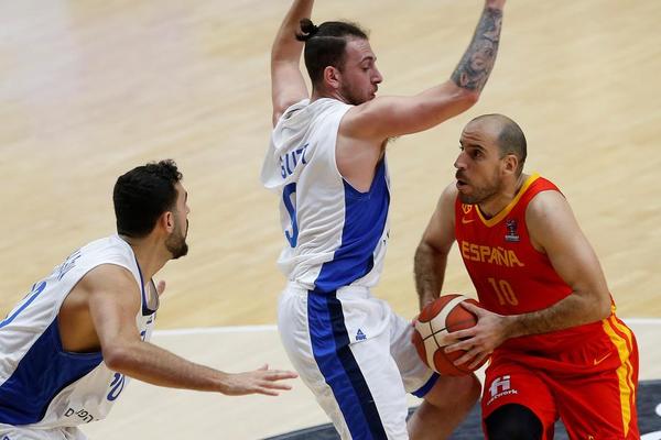 KOLOM NE MOŽE DA DEBITUJE ZA ZVEZDU: Neočekivani problem za Obradovića, a iza svega stoje Španci!