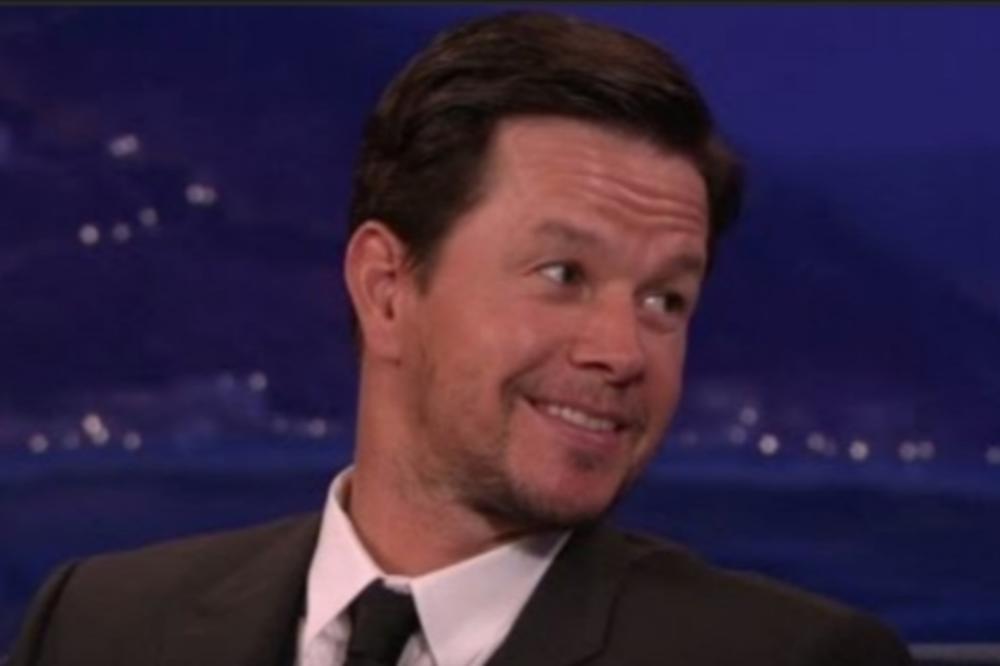 IZGLEDA KAO APOLON, A IMA 51 GODINU: Glumac skinuo majicu i oduševio sve, svaki mišić se ocrtava, otkrio TAJNU!