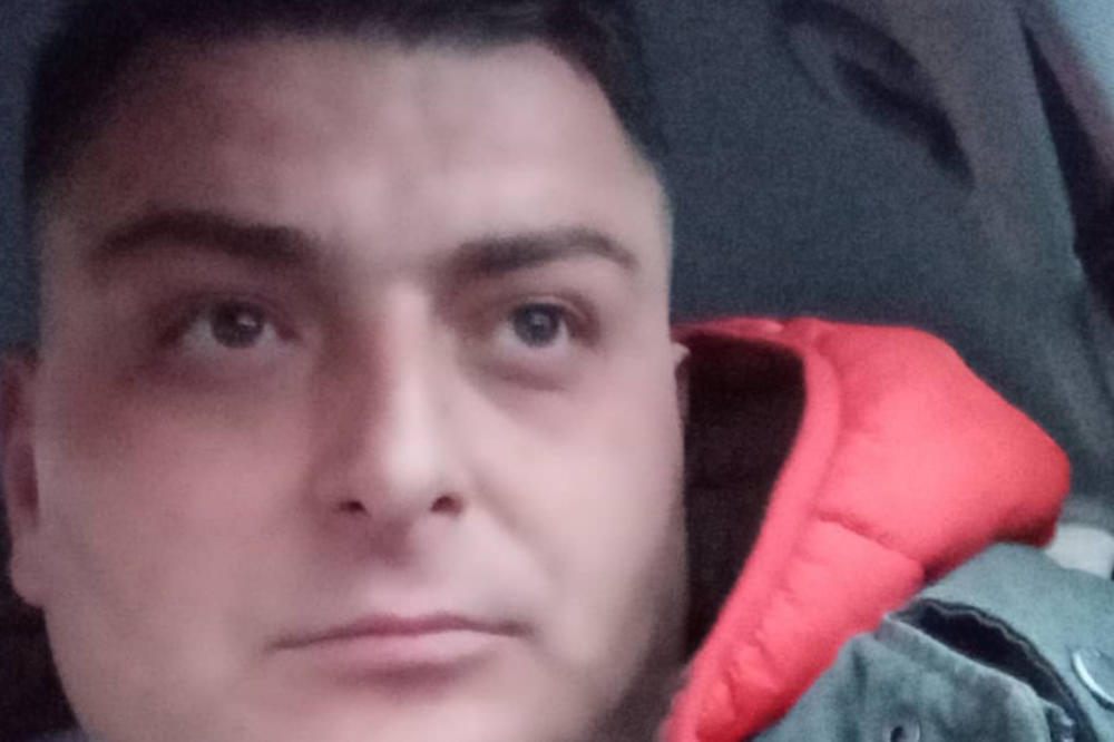 ODVEZAO ŽENU NA PLANINU, SKINUO JE GOLU, TUKAO JE I TERAO DA ŠMRČE DROGU: Policija je u poteri za OVIM ČOVEKOM