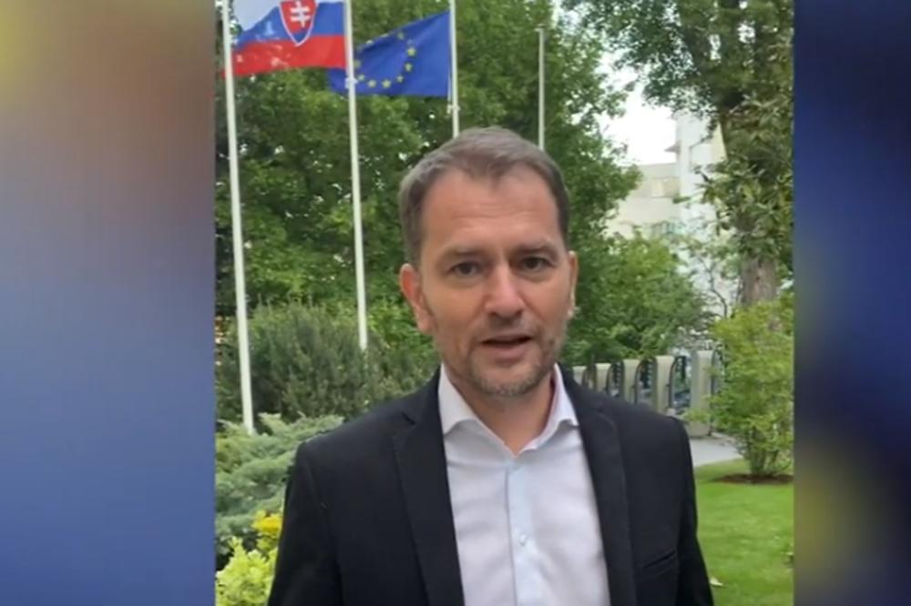 PREMIJER SLOVAČKE TRAŽI OD VLADE DA NARUČE SPUTNJIK V: Pomenuo je i Evropsku agenciju za lekove!