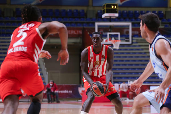 ZVEZDA NAJZAD POBEDILA: Lojd pogurao crveno-bele do trijumfa! Prekinuta crna serija u Evroligi!