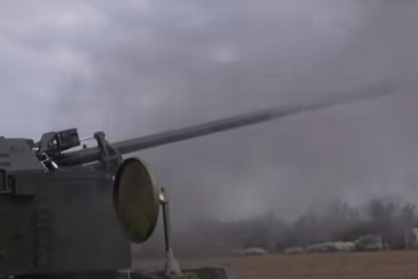 AMERIKANCI ZAINTERESOVANI ZA MOĆNU SRPSKU HAUBICU: Umiru od želje da "Aleksandar" zagrmi na vojnom poligonu Arizone