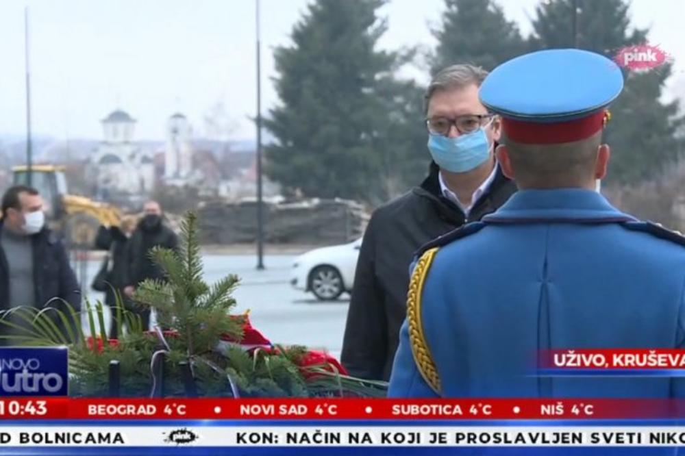 KRUŠEVAC: Vučić položio venac na spomenik braniocima otadžbine! (FOTO)