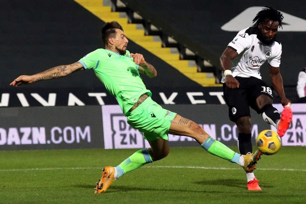 UBITAČNI NAPADAČ STIŽE U MILAN, EFIKASNIJI JE I OD IBRE! I hrvatski defanzivac je na meti Rosonera!