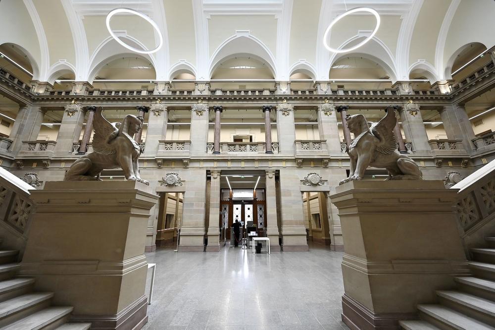 MILE NOVAKOVIĆ JE U HRVATSKOJ DOBIO OTKAZ JER JE REKAO TAVANICA UMESTO STROP: Pravdu nije dočekao, umro je 2019!