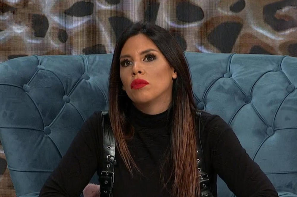 KAYA OSTOJIĆ SE TRESLA U EMISIJI ZBOG ĆERKE! Otkrila kroz kakav PAKAO je prošla zbog nje, LEŽALA JE U BOLNICI!