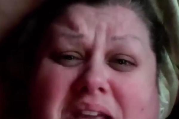 BOJANA STAMENOV PROPALA, NEMA NASTUPE OD 15. MARTA! Hitno traži novčanu pomoć od 90.000 dinara i SVE MOLI ZA JEDNO