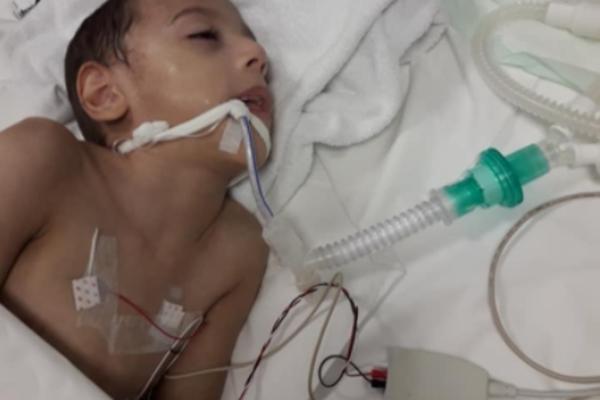 ALEKSA NE MOŽE SAM NI DA JEDE, U BOLOVIMA JE VEĆ 11 GODINA! Živi u bolnici, sad kreće njegova najveća borba