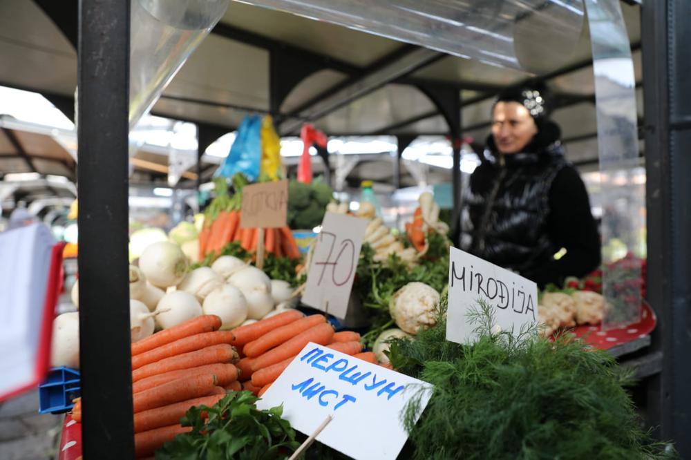 MESO SE ISPLATI KUPITI U ZRENJANINU, A KROMPIR U PANČEVU! Cene vrtoglavo rastu, a rastu i razlike među GRADOVIMA!