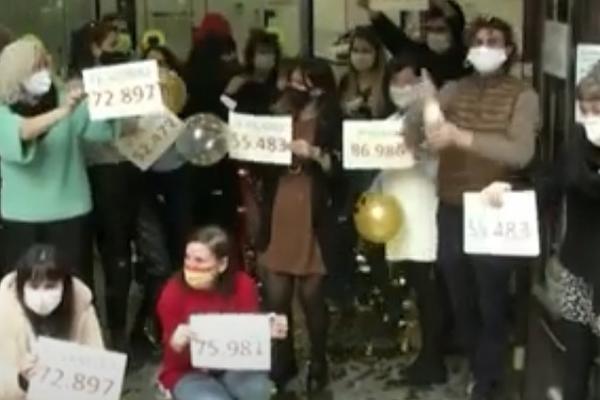 DOBITNICI NA LUTRIJI PODELILI 2.4 MILIJARDE EVRA: Istorijski trenutak za igre na sreću!