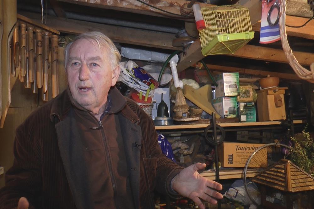 PAVLE 17 GODINA PRAVI MAKETE VODENICA I ČUVA IH OD ZABORAVA: Da se napravi jedna potrebno je šest meseci!