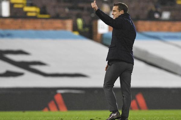 MITROVIĆEV TRENER U SAMOIZOLACIJI: Fulam bez trenera protiv najvećeg iznenađenja sezone!