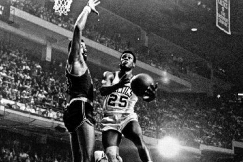 LEGENDA BOSTON SELTIKSA NAS JE NAPUSTILA: Kej Si Džons je preminuo!