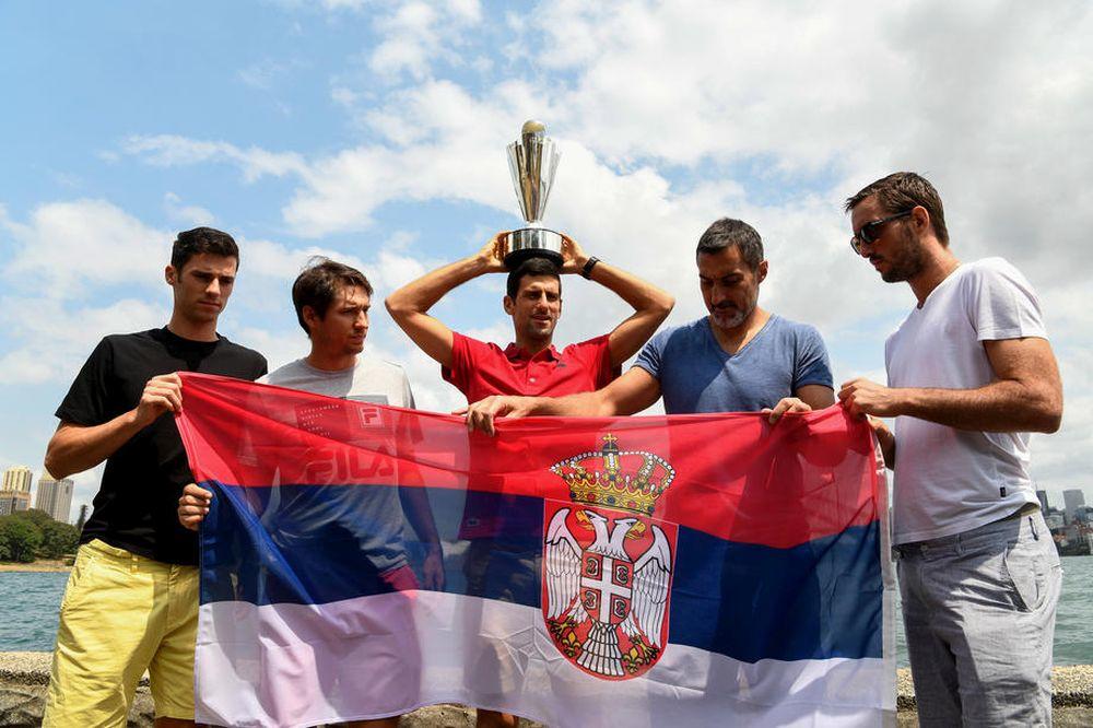 NOVAK, RAFA I RODŽER SE BORE ZA TROFEJ U MELBURNU PRE GREN SLEMA! Srbija ima jaku konkurenciju na ATP kupu!