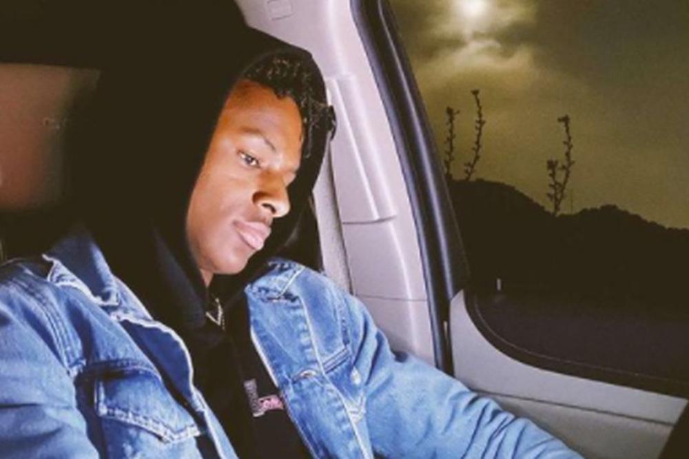 MALOLETNI LEBRONOV SIN MUVA 30 GODINA STARIJU MAMINU PRIJATELJICU?! Džejmsova žena besni, a košarkaš se smeška...