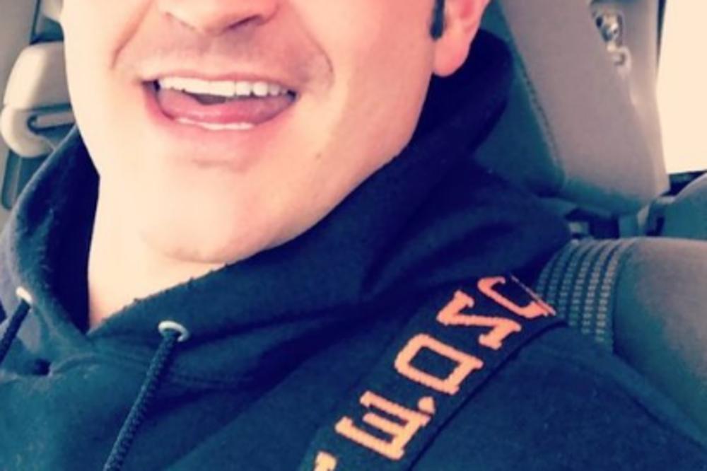 POZNATI VODITELJ PREMINUO U 33.GODINI! Sve se desilo BRZO, bio je tako MLAD, niko ne zna šta se desilo...