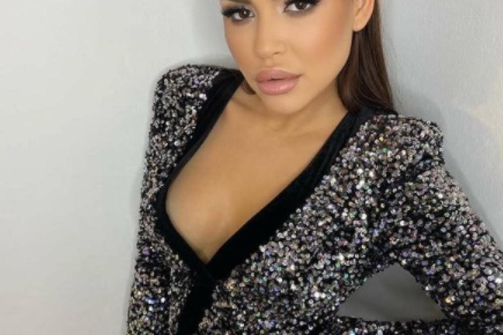 UZ MENE SU OSTALI SAMO ONI PRAVI, MNOGO MI JE BILO TEŠKO: Mlada pevačica otvorila dušu,ovu godinu NEĆE ZABORAVITI!