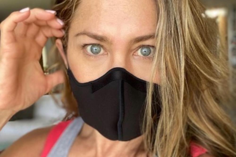 KAKVE SU OVO IZJAVE, ŽENO?! Glumica ne prestaje da ŠOKIRA javnost, pa spomenula UKRAJINU!