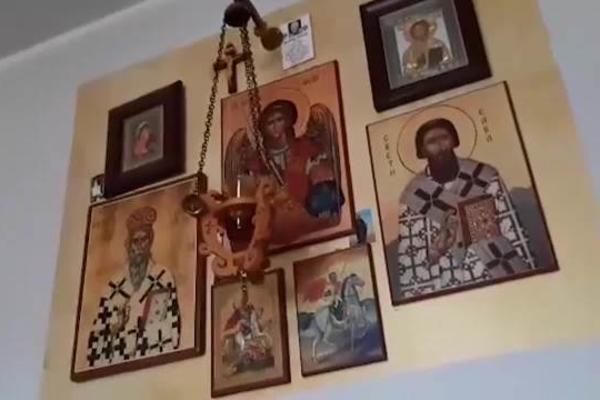 TRESLE SE JELKE, IKONE, PAPAGAJI: Snimci posle ZEMLJOTRESA U SRBIJI samo stižu! (VIDEO)