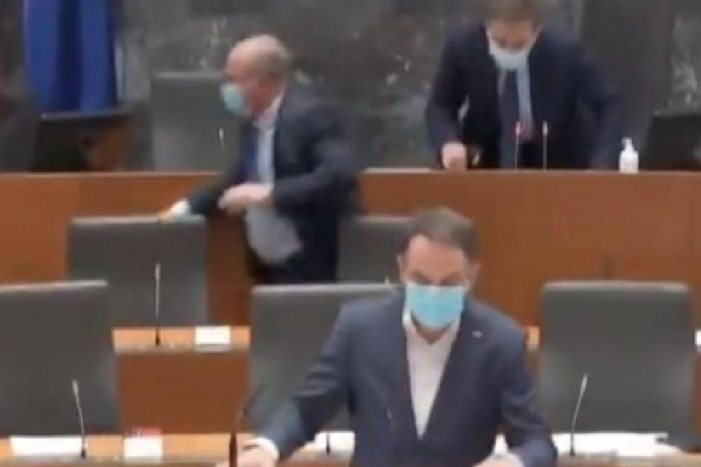 ZEMLJOTRES PREPLAŠIO POSLANIKE U SKUŠTINI, OD STRAHA SU OVO URADILI: Ovo je snimak celog haosa! (VIDEO)