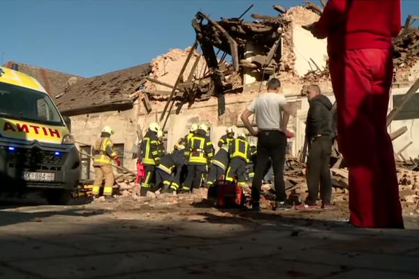 MAČAK IZ TURSKE PREŽIVEO ČAK 49 DANA POD RUŠEVINAMA NAKON ZEMLJOTRESA: Vlasnica ga tražila SVAKODNEVNO (FOTO/VIDEO)