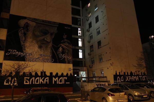 MLADI SU STREET ARTOM ŽELELI DA PROGOVORE O IRINEJU: Sveštenik Vladimir o zajedničkoj akciji navijača u Bloku