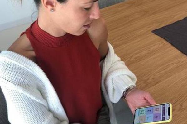 Omiljeno telefonsko savetovalište za roditelje “Halo Beba” dobija novu mobilnu aplikaciju