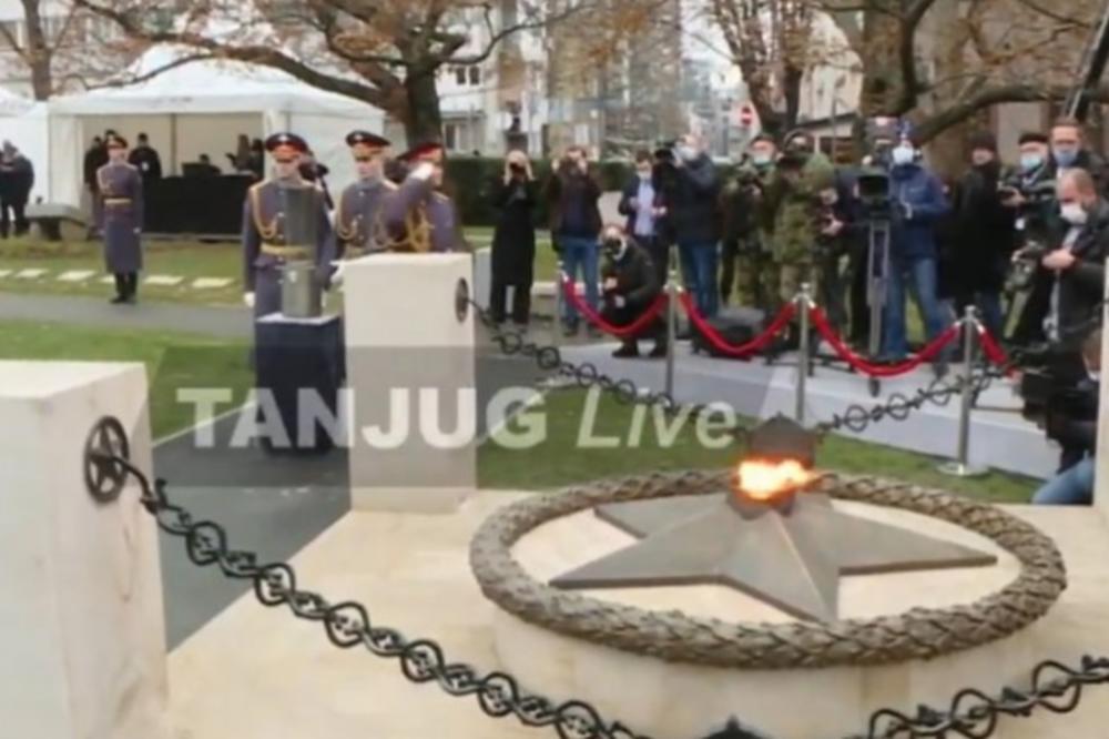 SKANDAL U BEOGRADU: Vandali ugasili Večnu vatru, POLILI SU JE BOJOM!