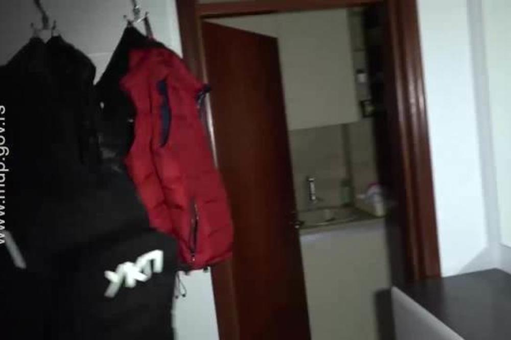 JEDAN U GAĆAMA, DRUGI NA ULICI! Pogledajte kako su uhapšeni teški lopovi!