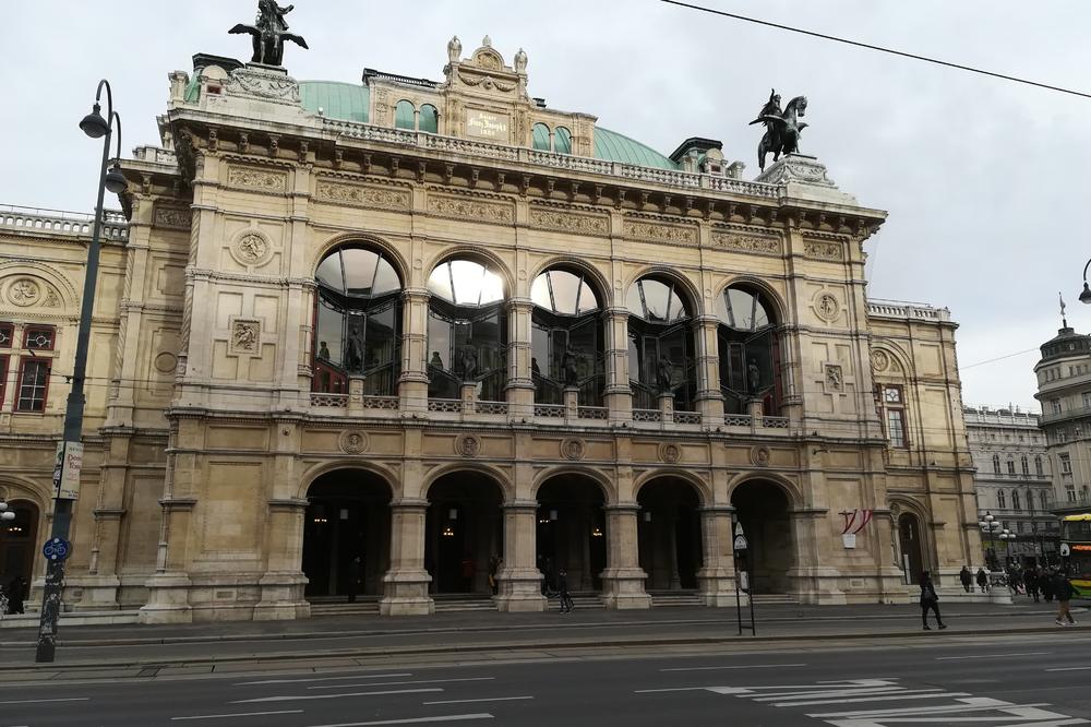 BEČKE PRINCEZE OVE GODINE BEZ BALOVA! To nije sve, bečki Novogodišnji koncert ove godine bez publike!