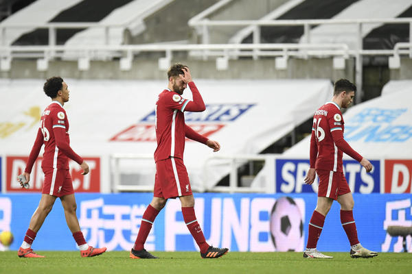 UŽASNE VESTI! NEMA KRAJA, CRNI NIZ SE NASTAVIO: Umro slavni muzičar, cela planeta se JEZILA sa njim uz VEČNI HIT!