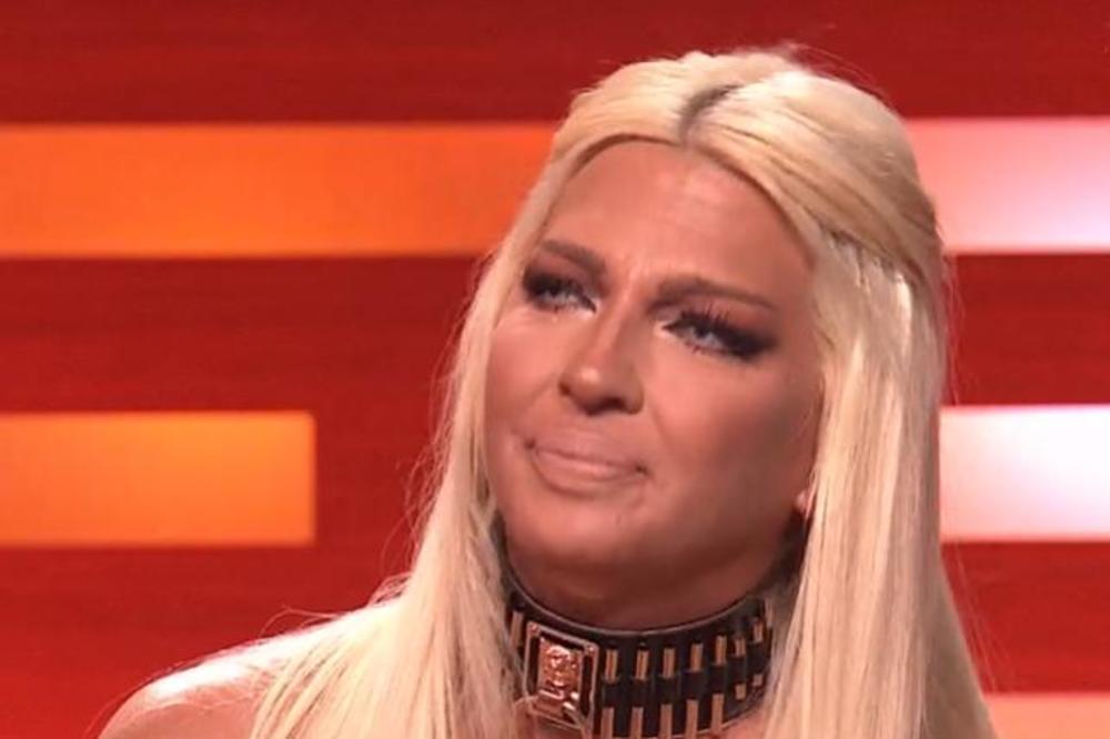 NAJPOTRESNIJI MOMENAT PEVAČICE PRED GLEDAOCIMA! KARLEUŠA zbog jednog pitanja zaplakala, prekinuta emisija!