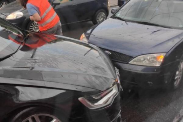 SAOBRAĆAJKA U ZRENJANINU! Vozač pijan napravio karambol