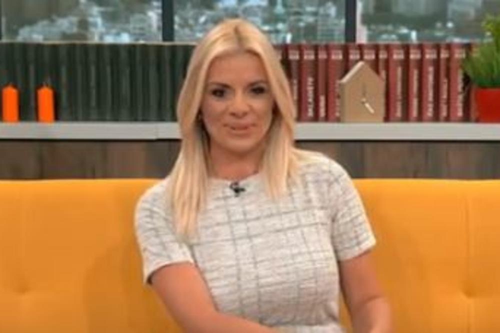VODITELJKA JUTARNJEG PROGRAMA JE POSLALA JAKU PORUKU : Želim da se vratimo zagrljajima!