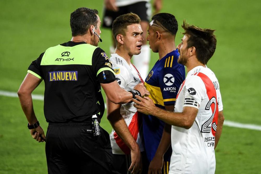 ISPLATILO SE ČEKATI 438 DANA NA SUPERKLASIKO: Boka i River kao nekada! Zverski pogledi, goleada i crveni kartoni!