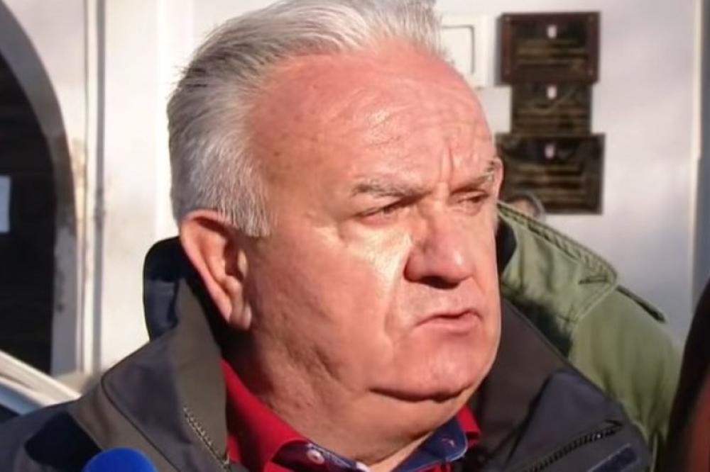"TO SU NAJOGAVNIJE LAŽI": Gradonačelnik Petrinje negira da su nestali šleperi humanitarne pomoći (VIDEO)