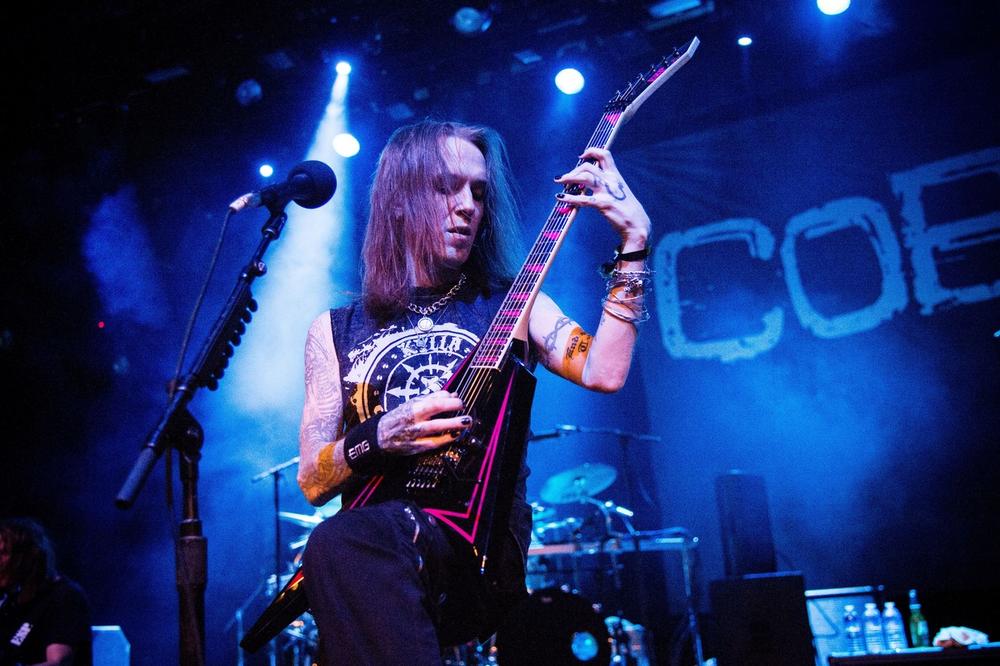 UMRO JEDAN OD NAJBOLJIH GITARISTA NA SVETU! Imao je samo 41 godinu!