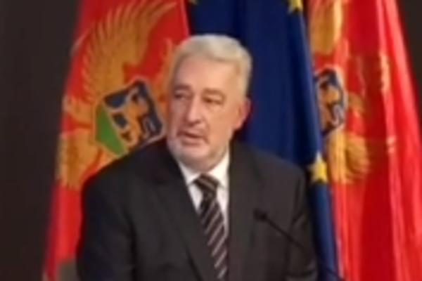 JA NE STOJIM IZA NJIH: Zdravko Krivokapić se hitno oglasio, Crna Gora PAŽLJIVO SLUŠA
