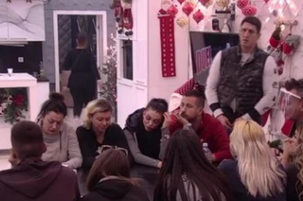 KRISTIJAN POSTAVIO PITANJA ZADRUGARIMA ZBOG KOJIH JE NASTAO MUK! Pojeo ih blam! Ovo je HIT! (VIDEO)