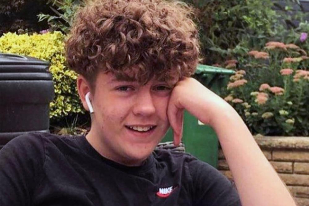 UBIJEN OLIVER (13)! Namamili ga u park preko SNAPCHATA, pa ga izboli nožem!