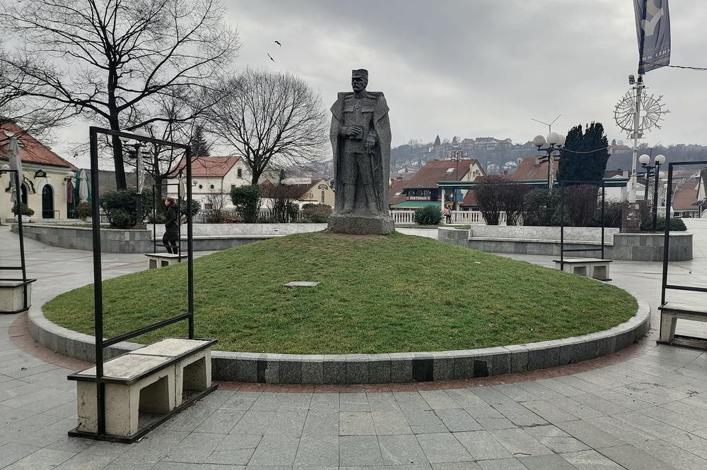 POTRAŽNJA ZA STANOVIMA U JEDNOM SRPSKOM GRADU NE PRESTAJE! Cena kvadrata porasla na 1.200 evra