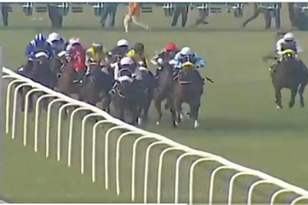 JEZIVA TRAGEDIJA! KONJI NA TRCI IZGAZILI JAHAČA DO SMRTI: Nesrećnog džokeja raskomadali kopitima! (UZNEMIRUJUĆE)
